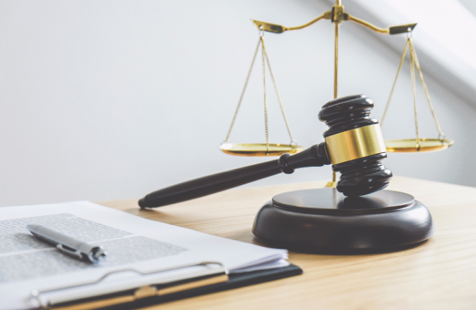 Criminal Defense Lawyer